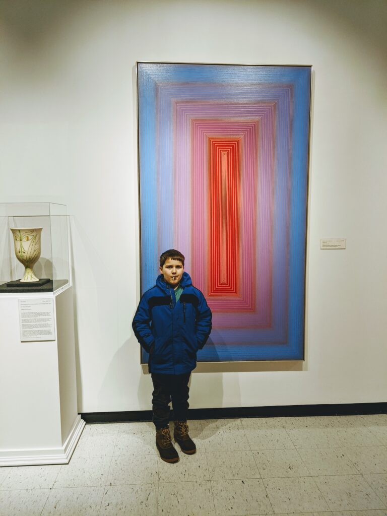 Kids visiting art galleries